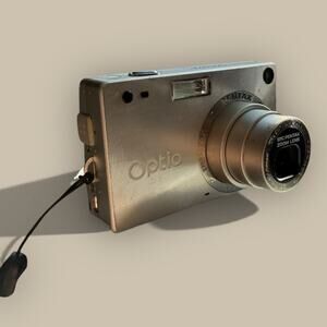 Y2K PENTAX Optio S4 4.2MP Digital Camera Silver Battery Charger SD Card Working